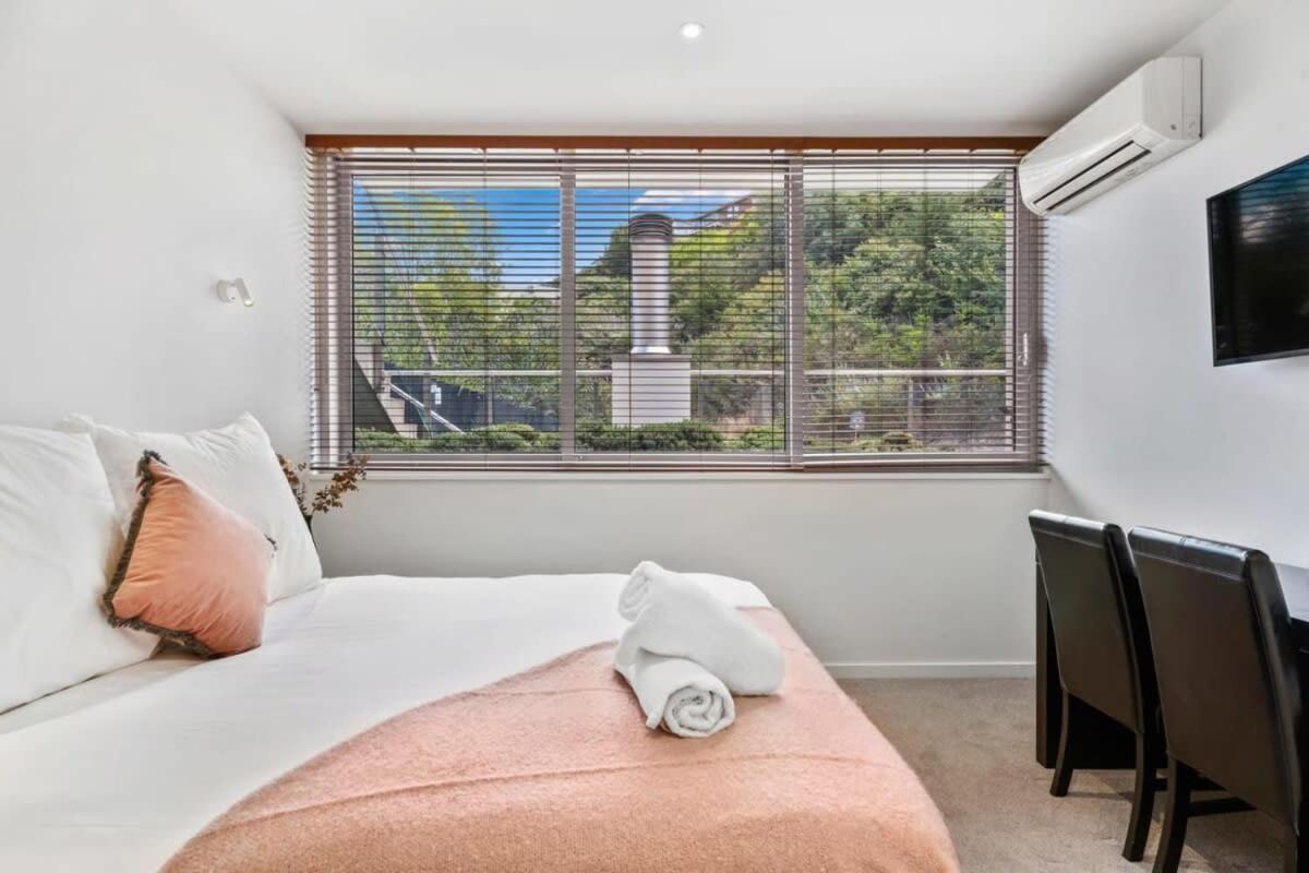 Tranquil Modern Studio Queenstown Kültér fotó